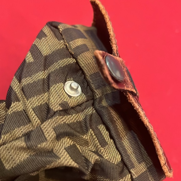 Fendi roll bag - Picture 7 of 7